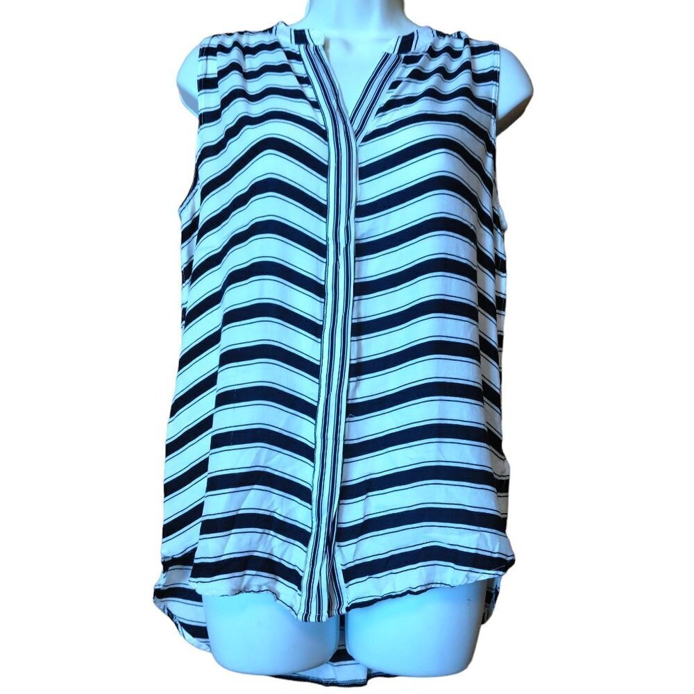 Stylus Women's Medium Striped Sleeveless Button Front Blouse Top